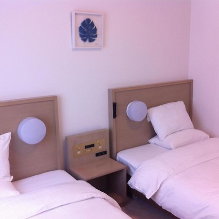 Smile Hotel Okinawa Наха Екстер'єр фото