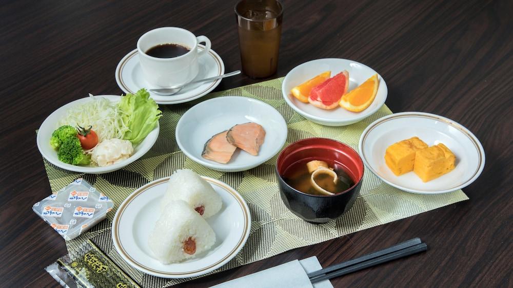 Smile Hotel Okinawa Наха Екстер'єр фото