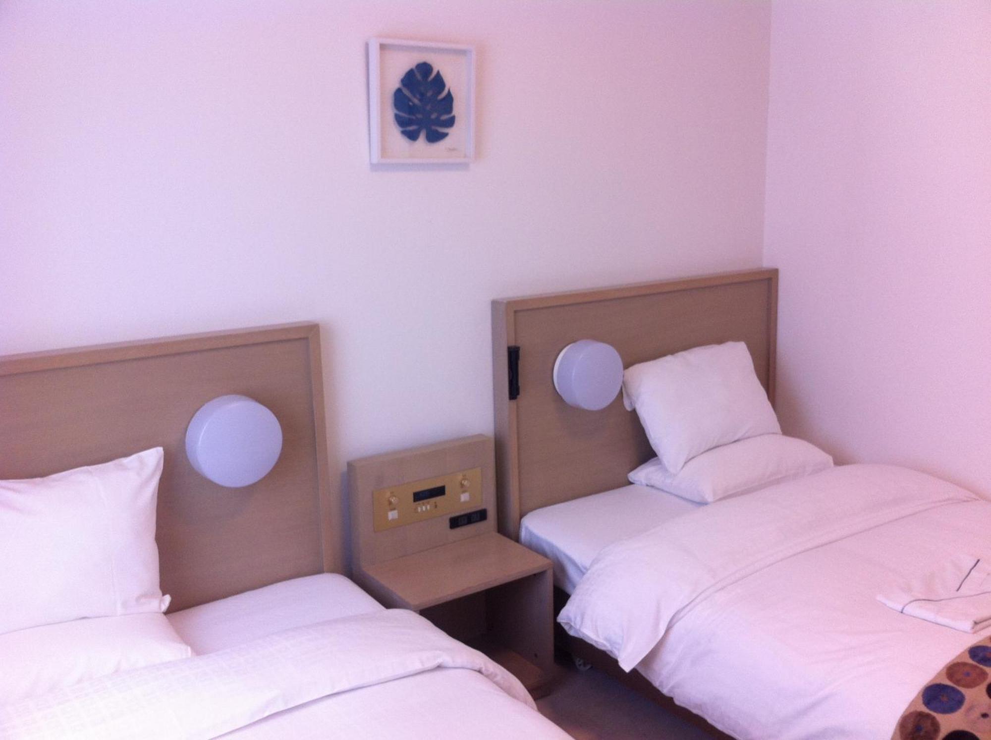 Smile Hotel Okinawa Наха Екстер'єр фото